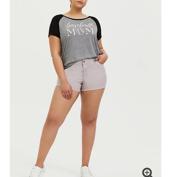NWT Torrid "Baseball Mom" Classic Fit Tee - Picture 4 of 10